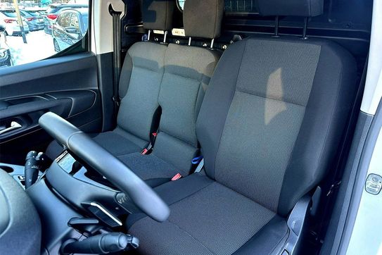 Peugeot Partner Van L2H1 AT