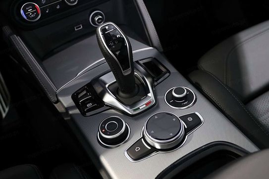 Alfa Romeo Stelvio 2.0 Turbo Veloce Q4