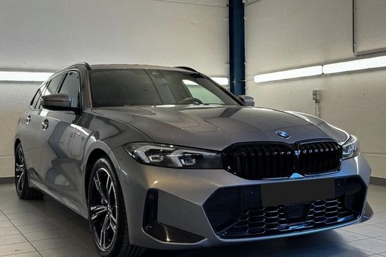 BMW Seria 3 Touring 320d xDrive M Sport