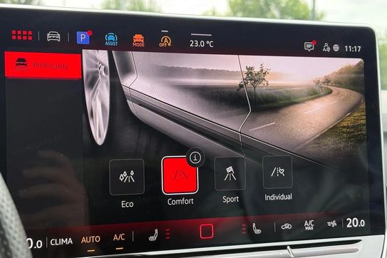 Volkswagen Golf 2.0 TSI GTI DSG