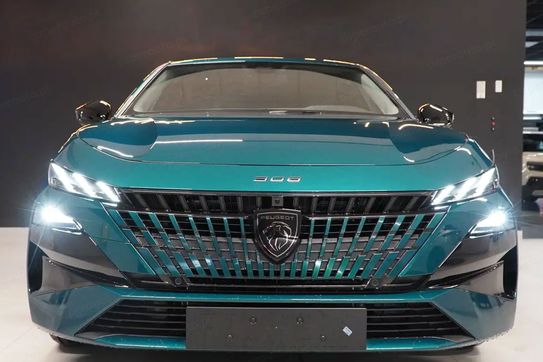 Peugeot 308 Allure 1.2 mHEV e-DCS6