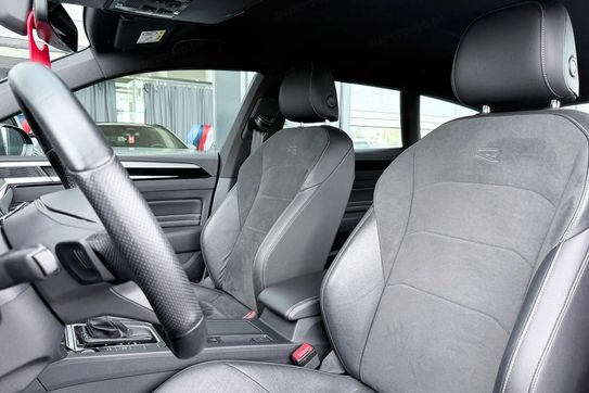 Volkswagen Arteon 2.0 TSI R-Line DSG