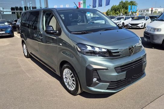 Peugeot Traveller Long L2H1 Business EAT8