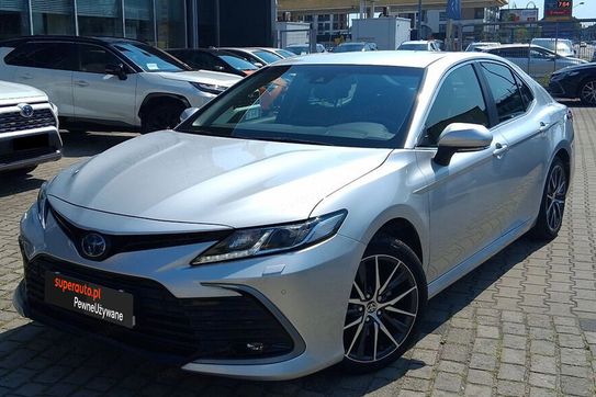 Toyota Camry 2.5 Hybrid Prestige Cvt