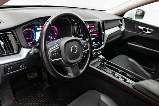 Volvo XC60 D4 Momentum Pro