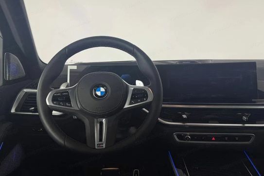 BMW X5 M60i xDrive