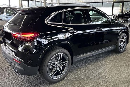 Mercedes GLA 200 AMG Line