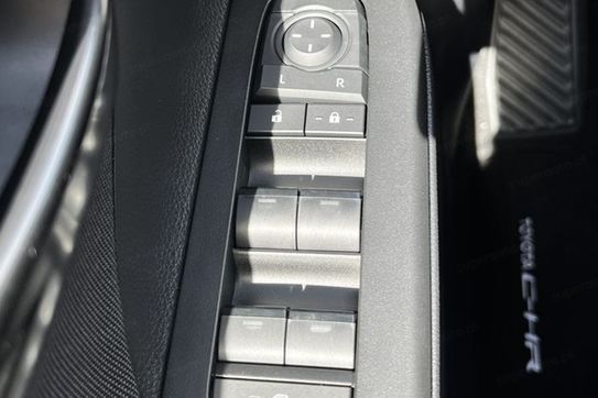 Toyota C-HR Comfort 1.8 Hybrid