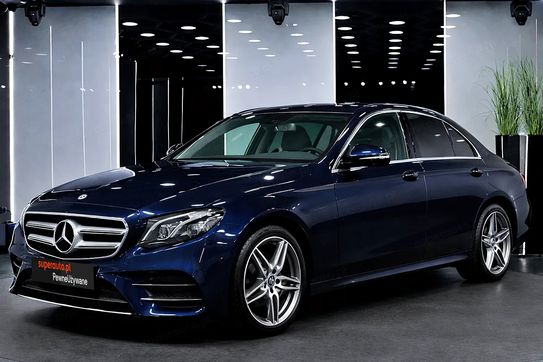 Mercedes Klasa E 220 d 4MATIC AMG Line