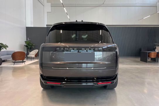 Land Rover Range Rover V8 P530 LWB Autobiography