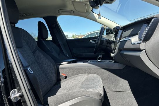 Volvo XC60 B4 D AWD Core aut