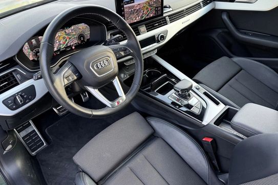 Audi A4 Avant 40 TFSI quattro S Line