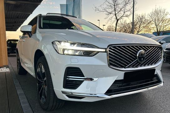 Volvo XC60 B5 AWD Ultra Bright
