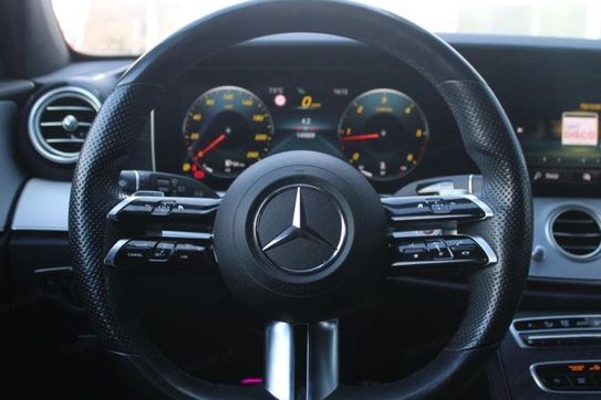 Mercedes Klasa E 220 d 4-Matic AMG