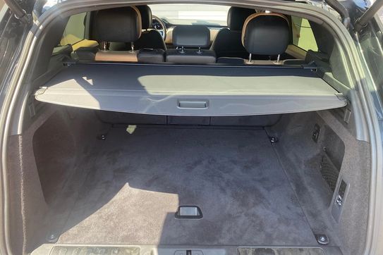 Land Rover Range Rover Sport D300 Dynamic SE