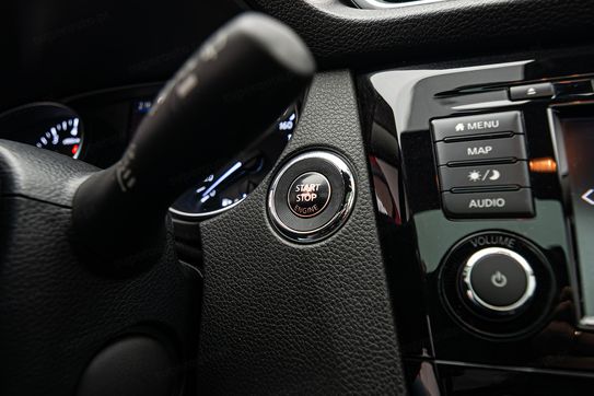 Nissan Qashqai 1.3 DIG-T N-Connecta