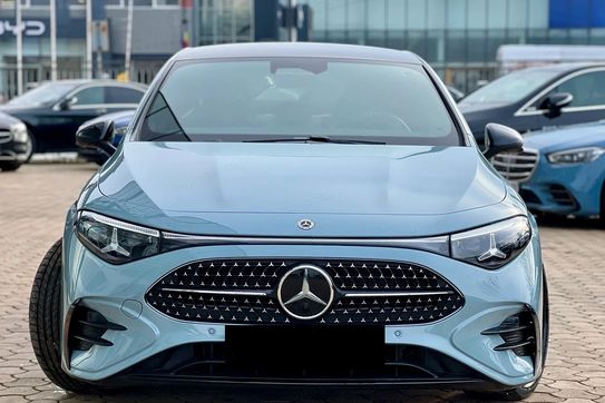 Mercedes CLA 200 AMG Line