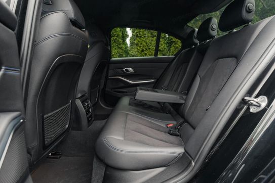 BMW Seria 3 320d xDrive M Sport sport-aut