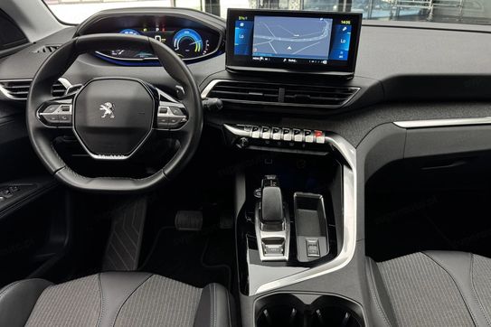 Peugeot 3008 1.6 PureTech Hybrid PHEV Allure S&S EAT8