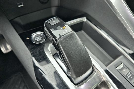 Peugeot 3008 GT Pack 1.6 Hybrid e-EAT8