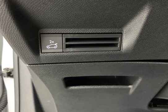 Peugeot 3008 GT 1.2 mHEV e-DCS6