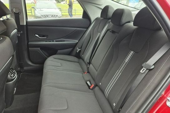 Hyundai Elantra 1.6 Executive CVT
