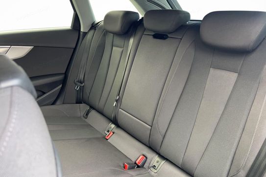 Audi A4 Avant 35 TDI