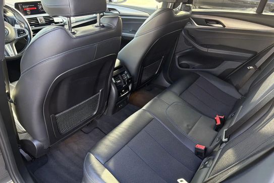 BMW X4 xDrive20i sport-aut