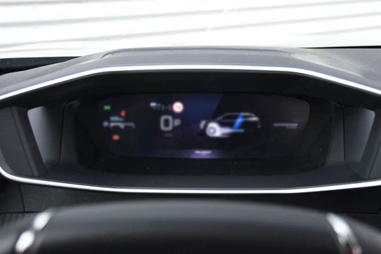 Peugeot 2008 GT e-DCS 1.2 mHEV