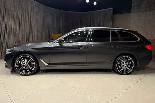 BMW Seria 5 520D Luxury Line