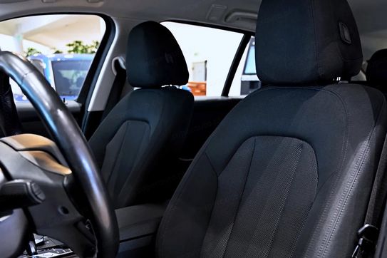 BMW Seria 3 Touring 318d Advantage