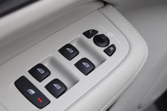 Volvo V60 CC B4 D AWD aut