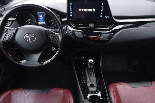 Toyota C-HR 1.8 Hybrid Selection