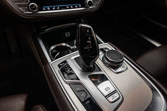 BMW Seria 7 740d xDrive