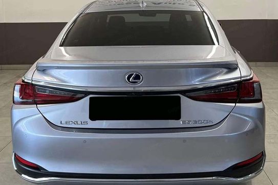 Lexus ES 300h Business Edition 2.5 E-CVT