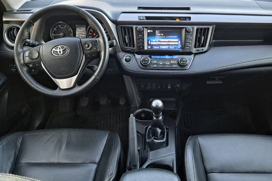 Toyota RAV4 2.0 D-4D Prestige 4x2
