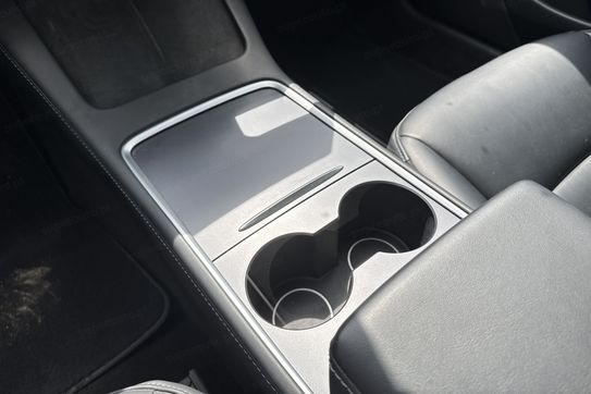 Tesla Model 3 RWD
