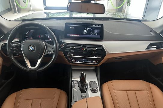 BMW Seria 5 520d mHEV aut