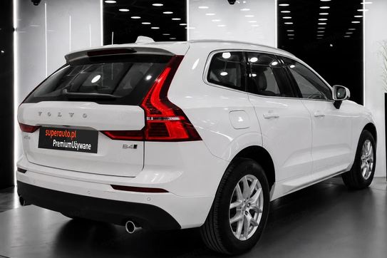 Volvo XC60 B4 D AWD Momentum Pro