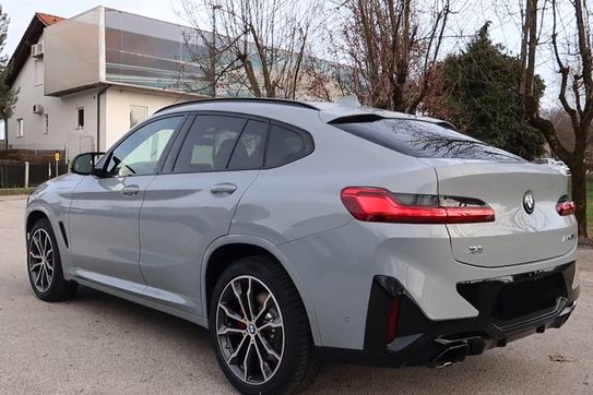 BMW X4 M40d