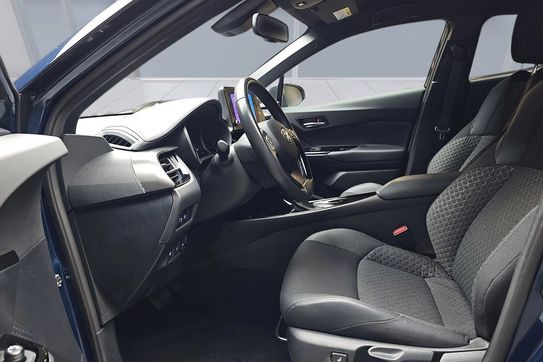 Toyota C-HR Hybrid Style