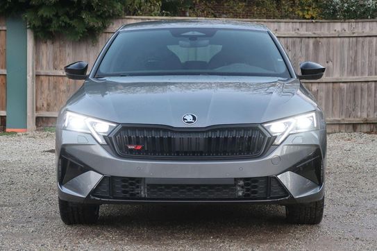 Skoda Octavia RS 2.0 TSI DSG