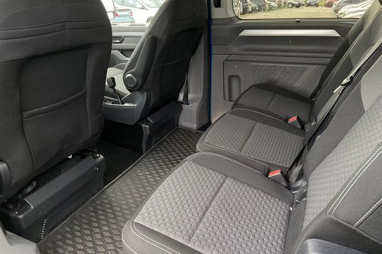 Volkswagen Transporter Caravelle Lang Dsg