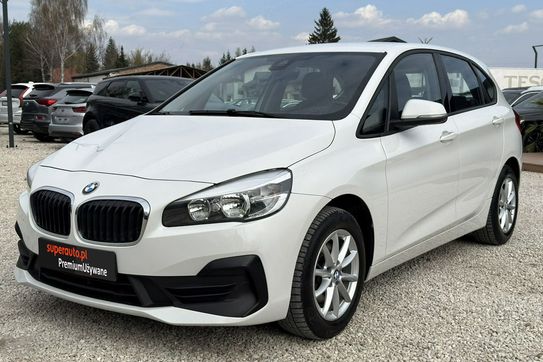 BMW Seria 2 216d aut
