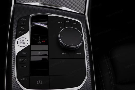 BMW Seria 3 330i xDrive M Sport