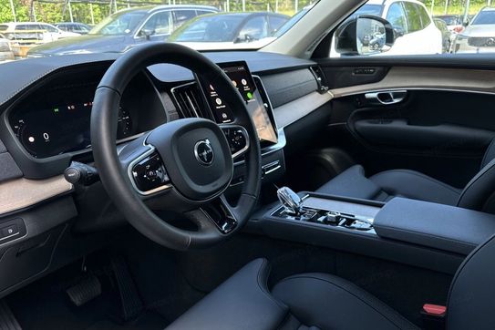 Volvo XC90 T8 AWD Plug-In Hybrid Plus Dark 7os