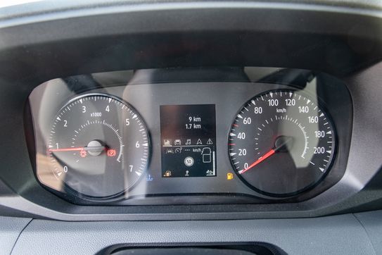 Renault Master L3 Zabudowa 10EP + Tył Spanie + Winda