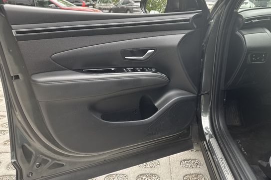 Hyundai Tucson Executive 1.6 T-GDi HEV  4WD