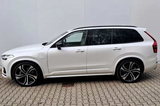 Volvo XC90 T8 AWD Plug-In Hybrid Ultra Dark 7os aut