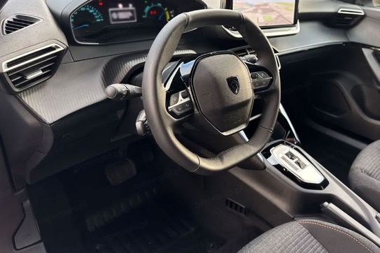 Peugeot 2008 Business e-DCS6 1.2 PureTech mHEV